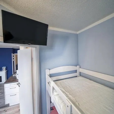 - Haus D, App 0d1002